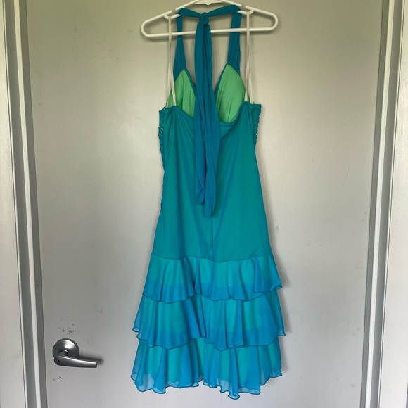 Blue Dress - Picture 4 of 4